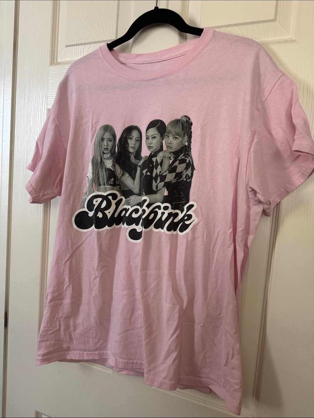 BLACKPINK Pink Graphic Tee size large